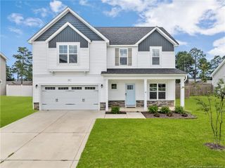 527 Weston Woods Street, Raeford, NC 28376