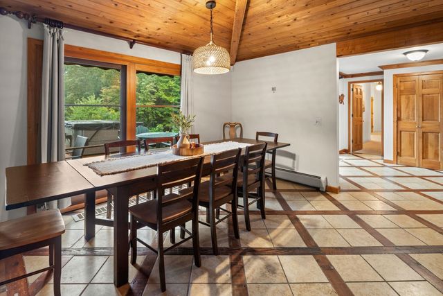 835 Alpine View Road, Stowe, VT 05672