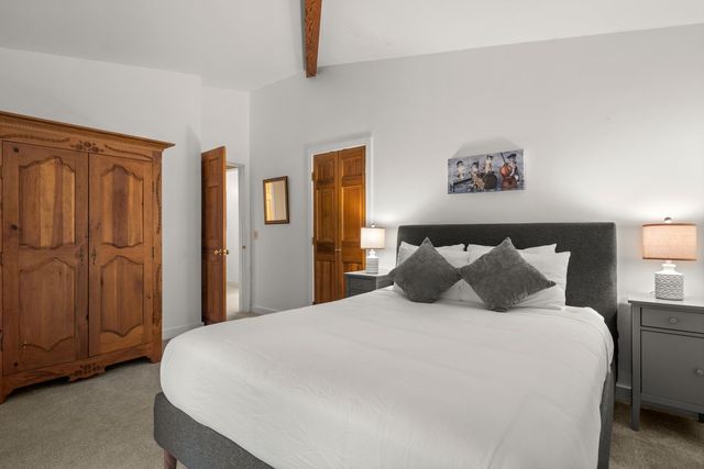 835 Alpine View Road, Stowe, VT 05672