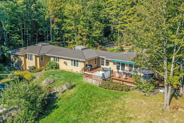 835 Alpine View Road, Stowe, VT 05672