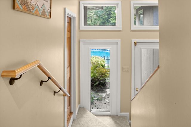 835 Alpine View Road, Stowe, VT 05672