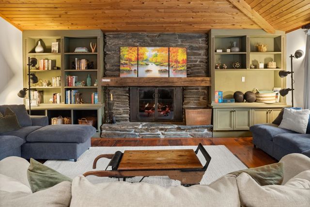 835 Alpine View Road, Stowe, VT 05672