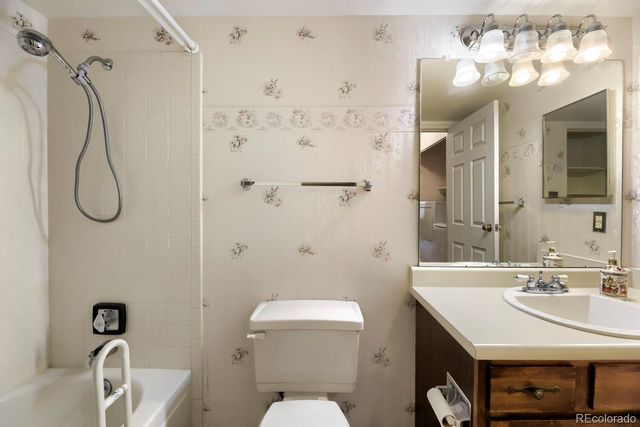13991 E Marina Drive 102, Aurora, CO 80014