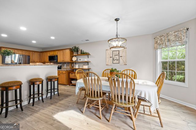 47 Kendall Street, Newnan, GA 30263