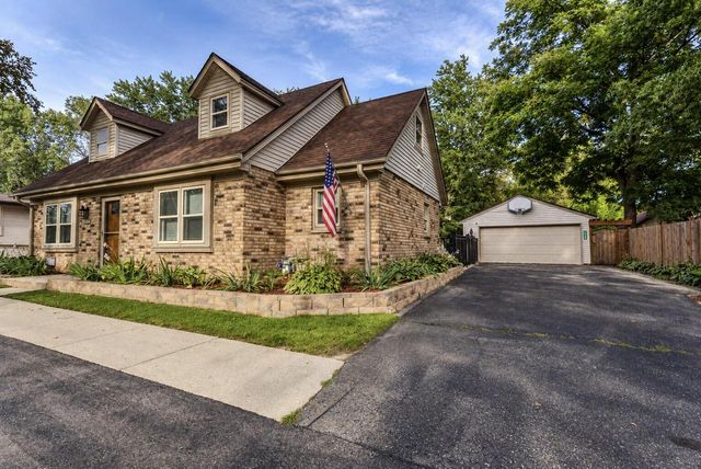 10166 S Nicholson ROAD, Oak Creek, WI 53154
