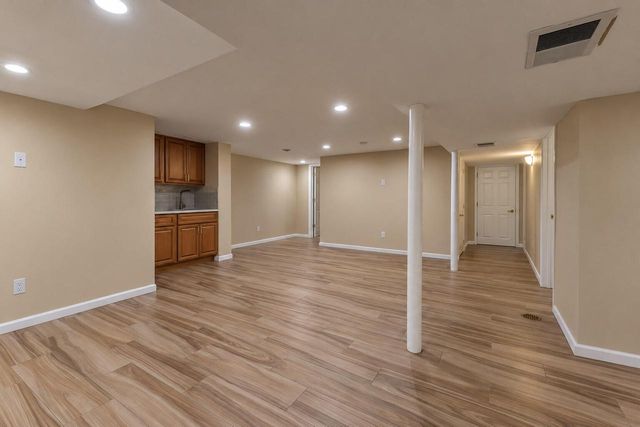 10166 S Nicholson ROAD, Oak Creek, WI 53154