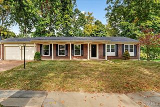 13104 Fourposter Court, St Louis, MO 63146