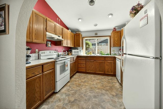 2366 Winslow Park Drive, Medford, OR 97504