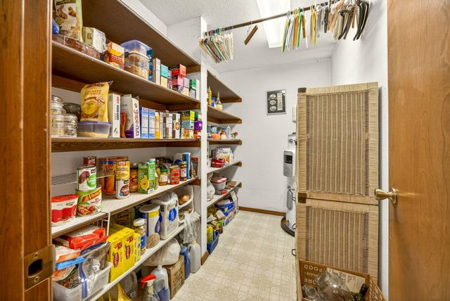 2366 Winslow Park Drive, Medford, OR 97504