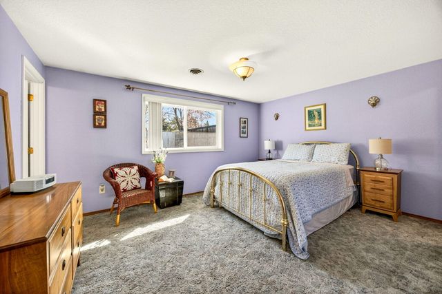 2366 Winslow Park Drive, Medford, OR 97504