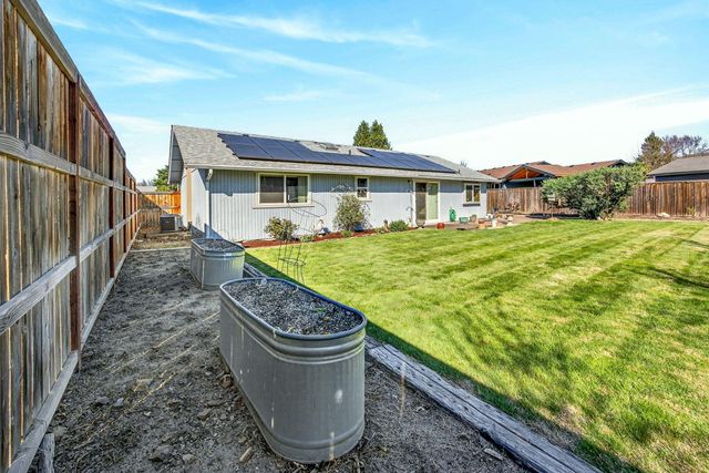 2366 Winslow Park Drive, Medford, OR 97504