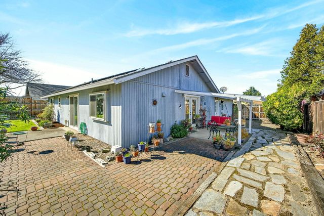 2366 Winslow Park Drive, Medford, OR 97504