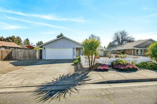2366 Winslow Park Drive, Medford, OR 97504
