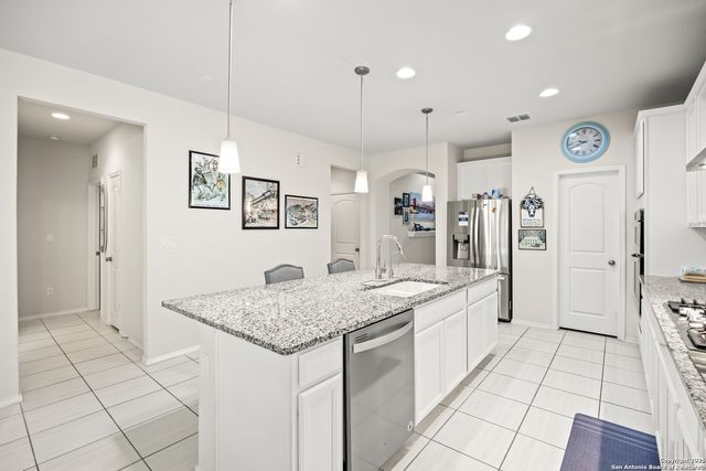 515 Brittnie Brk, San Antonio, TX 78260
