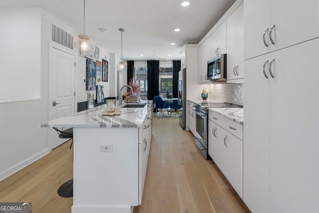 371 Pratt Drive SE 207, Atlanta, GA 30315