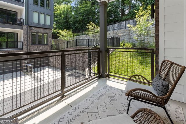 371 Pratt Drive SE 207, Atlanta, GA 30315
