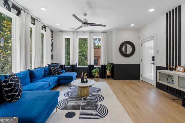 371 Pratt Drive SE 207, Atlanta, GA 30315