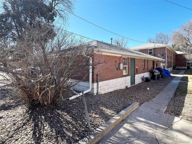 10231 E 14th Ave, Aurora, CO 80010