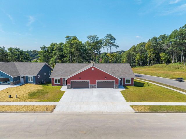 1079 Armida Court, Reedsburg, WI 53959