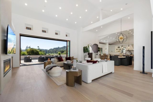 5758-60 Las Palomas, Rancho Santa Fe, CA 92067