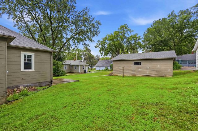 2216 Franklin Street, Cedar Falls, IA 50613