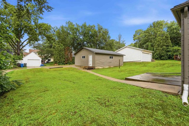 2216 Franklin Street, Cedar Falls, IA 50613