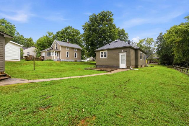 2216 Franklin Street, Cedar Falls, IA 50613