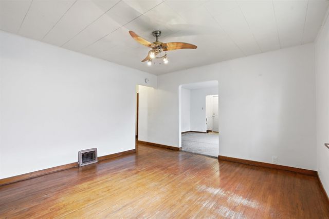 2216 Franklin Street, Cedar Falls, IA 50613