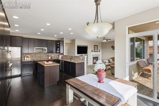 837 Altamont Ridge Drive, Colorado Springs, CO 80921