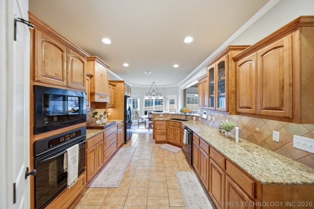 11002 S Madison Street, Jenks, OK 74037