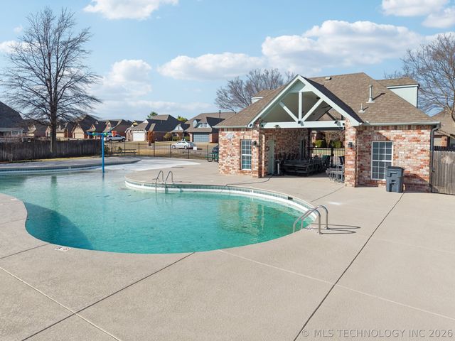 11002 S Madison Street, Jenks, OK 74037