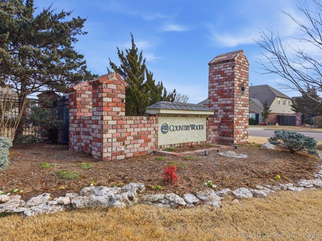 11002 S Madison Street, Jenks, OK 74037