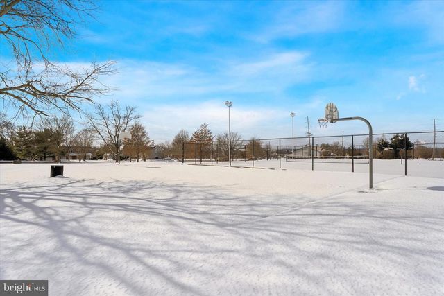 1219-B CROSSHILL CT, Lansdale, PA 19446