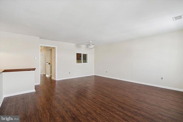 1219-B CROSSHILL CT, Lansdale, PA 19446