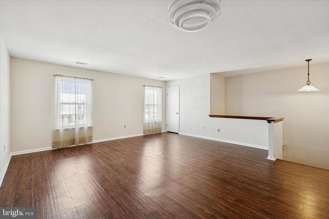 1219-B CROSSHILL CT, Lansdale, PA 19446