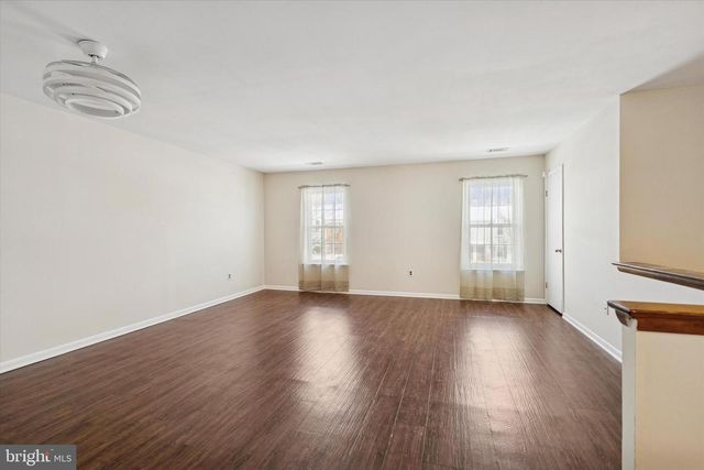 1219-B CROSSHILL CT, Lansdale, PA 19446