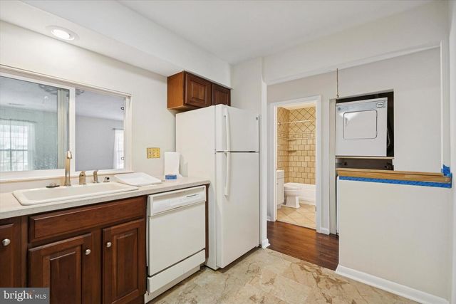 1219-B CROSSHILL CT, Lansdale, PA 19446