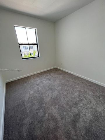 11912 SW 244th Ln 11912, Homestead, FL 33032