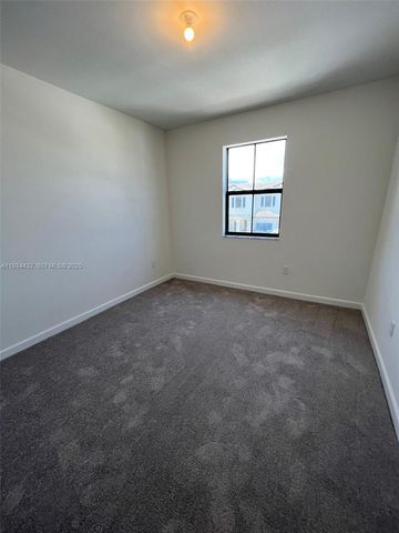 11912 SW 244th Ln 11912, Homestead, FL 33032