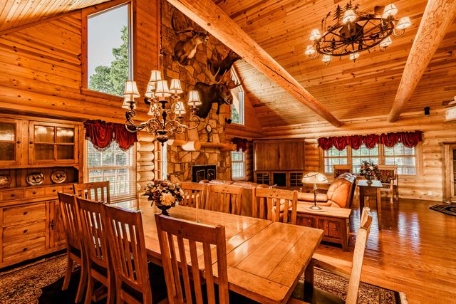 18420 S 975th Road, Stockton, MO 65785