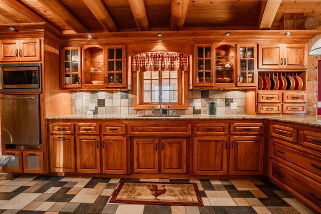 18420 S 975th Road, Stockton, MO 65785