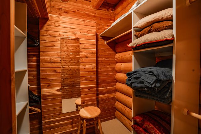 18420 S 975th Road, Stockton, MO 65785