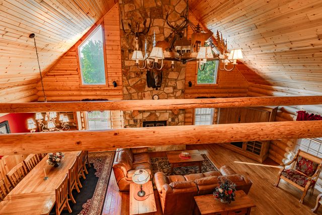 18420 S 975th Road, Stockton, MO 65785