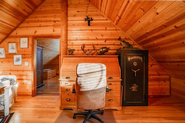 18420 S 975th Road, Stockton, MO 65785