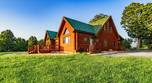 18420 S 975th Road, Stockton, MO 65785