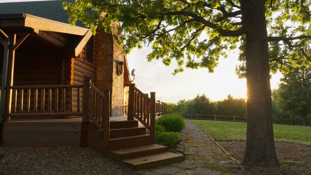 18420 S 975th Road, Stockton, MO 65785