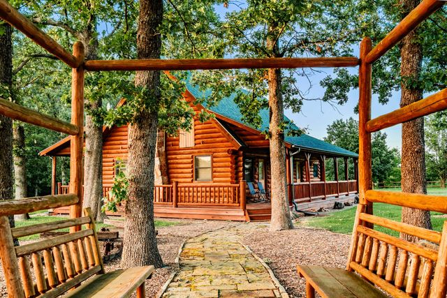 18420 S 975th Road, Stockton, MO 65785