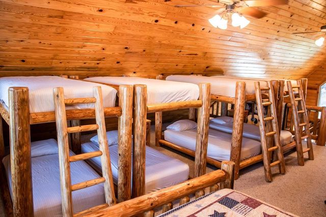 18420 S 975th Road, Stockton, MO 65785