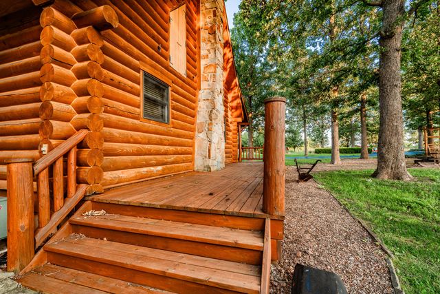 18420 S 975th Road, Stockton, MO 65785