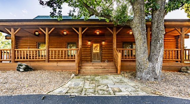 18420 S 975th Road, Stockton, MO 65785